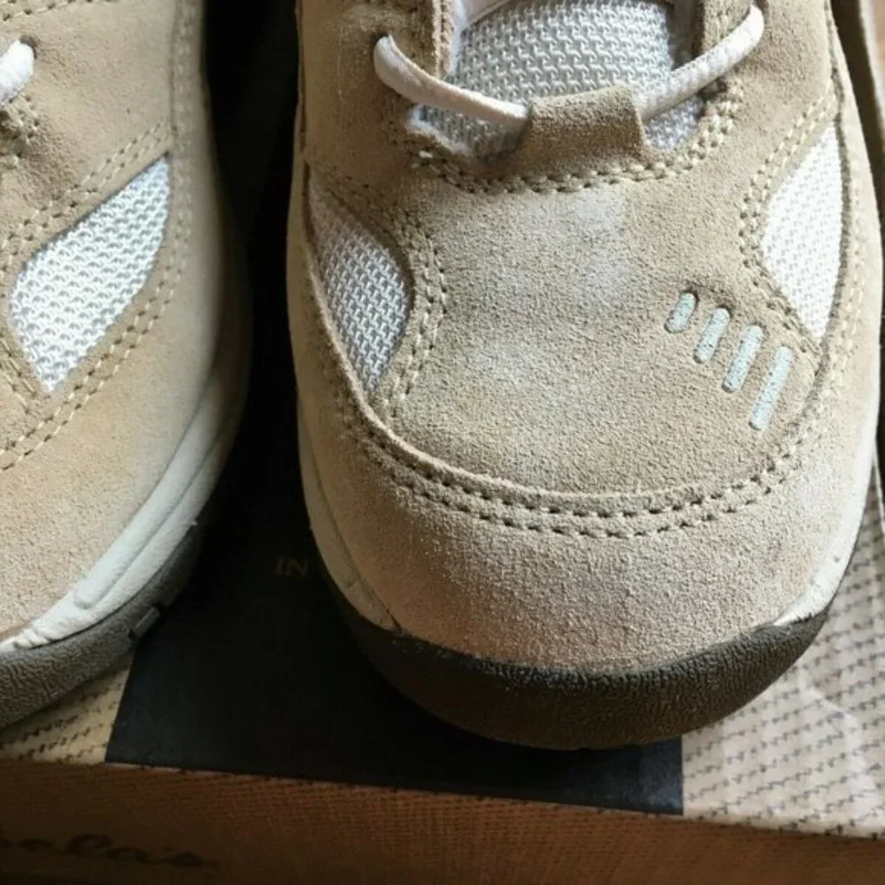 Athletic Walking Shoe Sneaker Light Brown Tan Cabela's Women's 11 B NEW